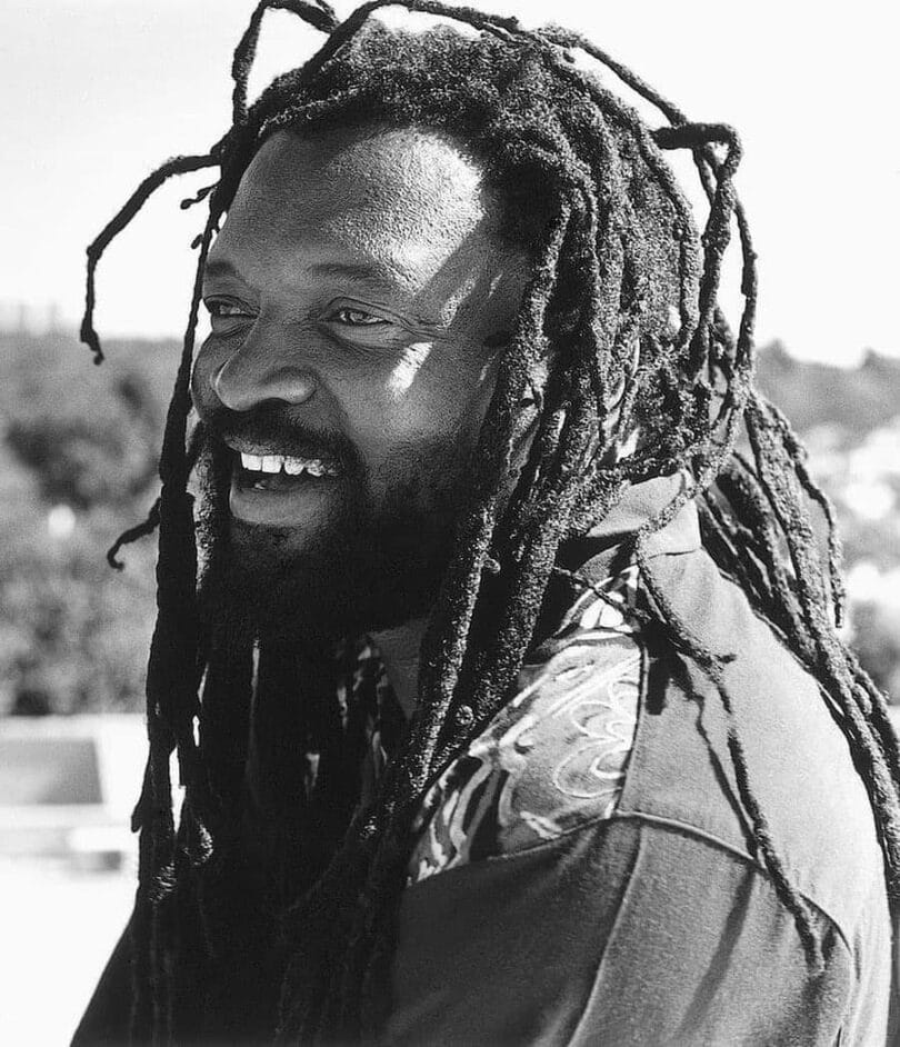 AUDIO Lucky Dube - It's Not Easy MP3 DOWNLOAD