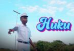 LYRICS VIDEO Alikiba – Huku Ft Tommy Flavour MP4 DOWNLOAD